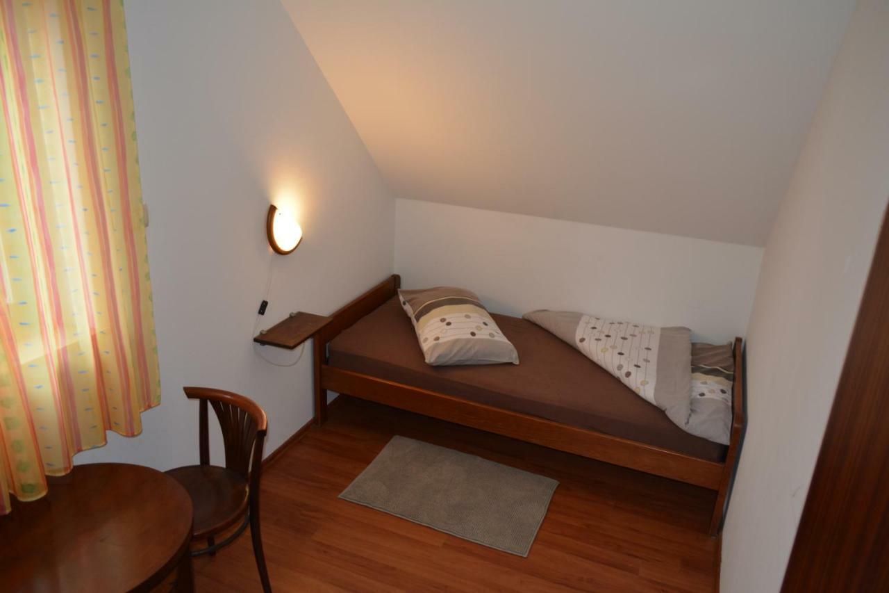 Holiday Home Coprnicka Hisa Skrad Экстерьер фото